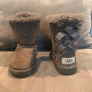 Bailey Bow Uggs - Toddler Size 8